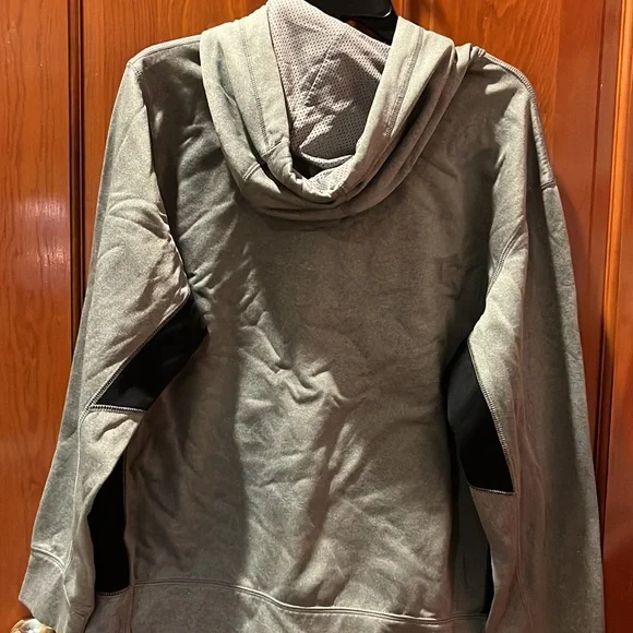 Nike - Picture 4 of 4